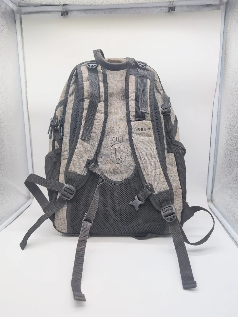 Örben Men’s Two-Tone Gray Backpack Padded Laptop Slot